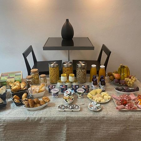 A Ca Du Barba Ge Bed & Breakfast Vallebona Dış mekan fotoğraf