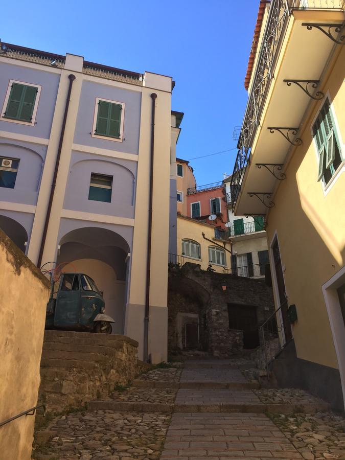 A Ca Du Barba Ge Bed & Breakfast Vallebona Dış mekan fotoğraf